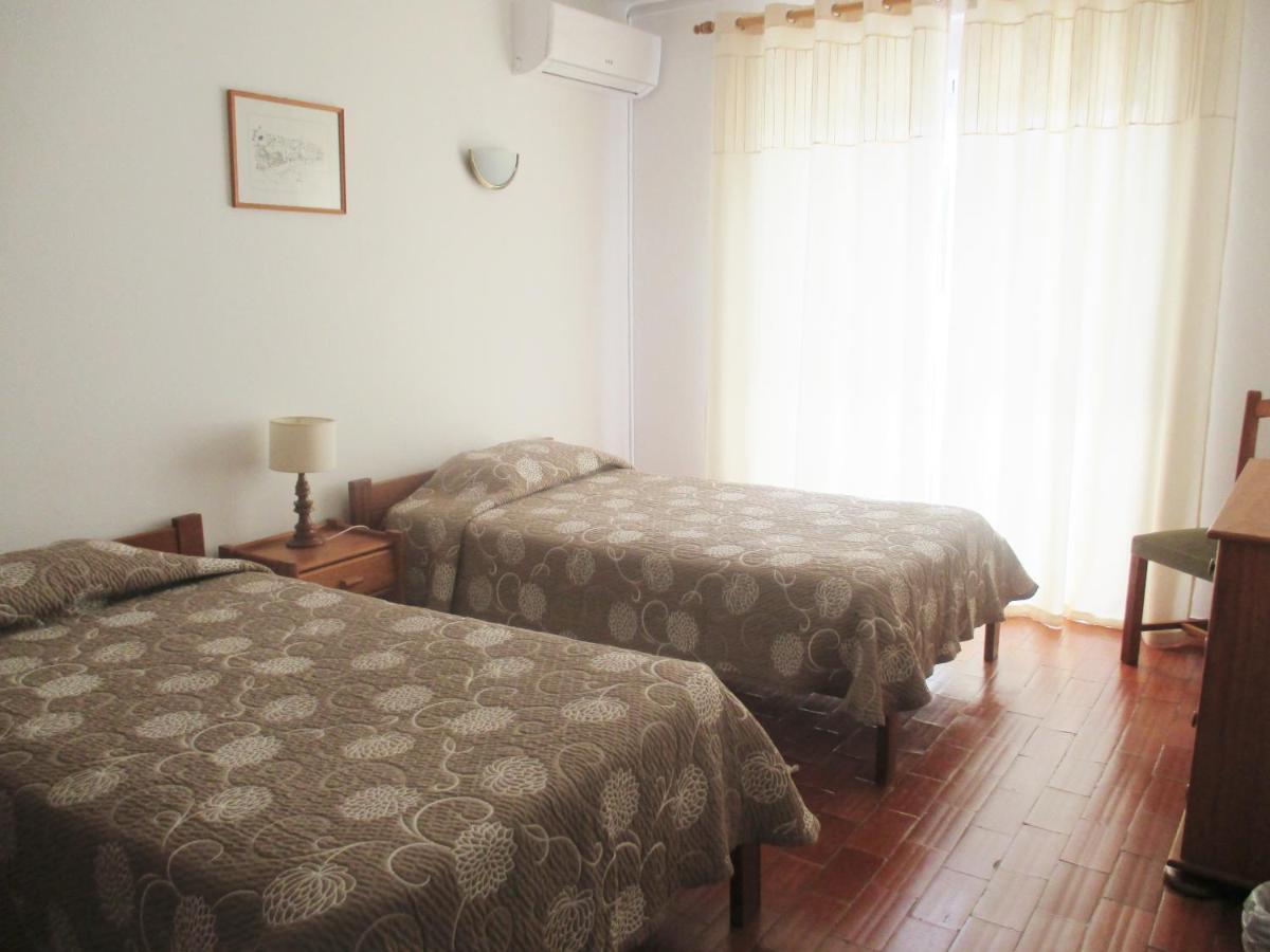 Apartamentos Salema Praia Club Exterior photo