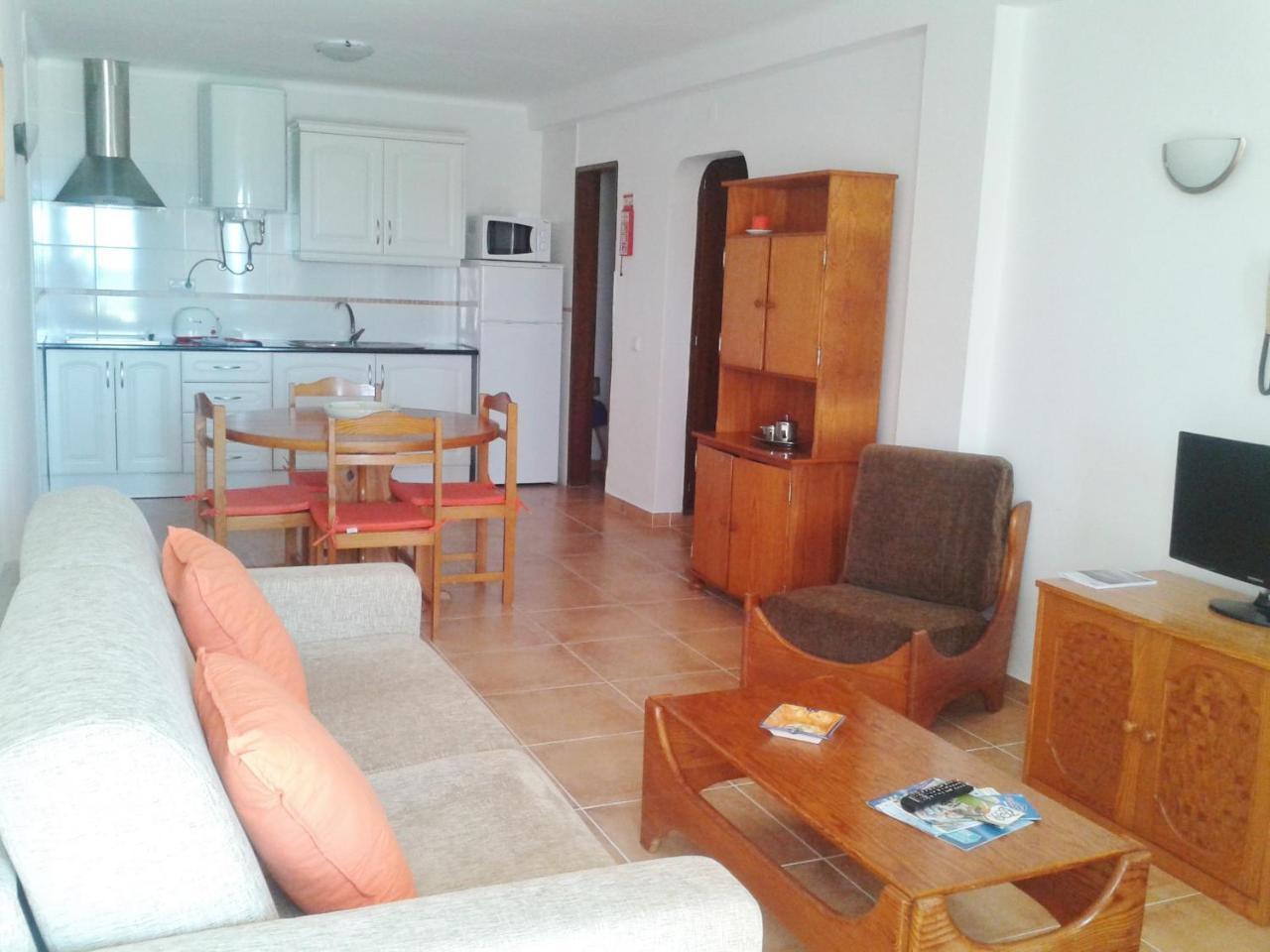 Apartamentos Salema Praia Club Exterior photo