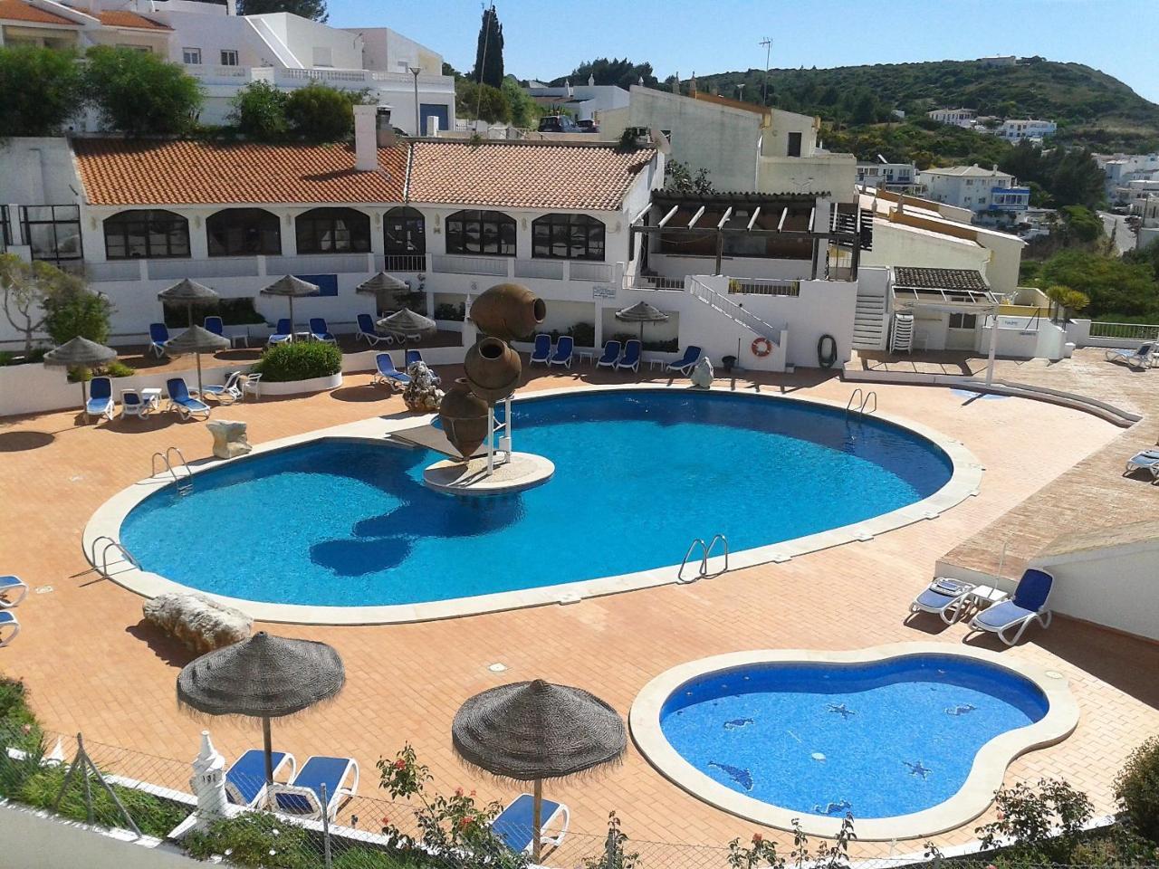 Apartamentos Salema Praia Club Exterior photo